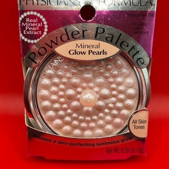 Physicians Formula Mineral Glow Pearls Powder Palette in Translucent Pearl - Picture 1 of 2